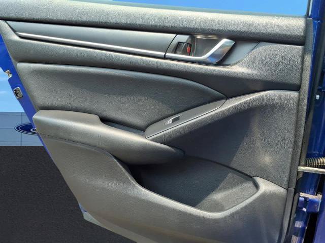 Used 2019 Honda Accord Sport image 17