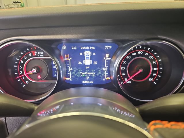 Used 2022 Jeep Gladiator Mojave w/ LED Lighting Group AWD/4WD image 19
