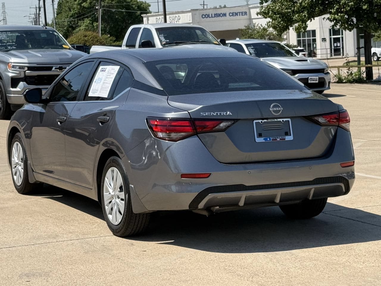 Used 2025 Nissan Sentra S FWD image 5