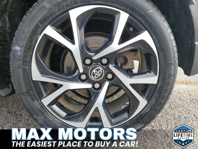 Used 2018 Toyota C-HR XLE image 13