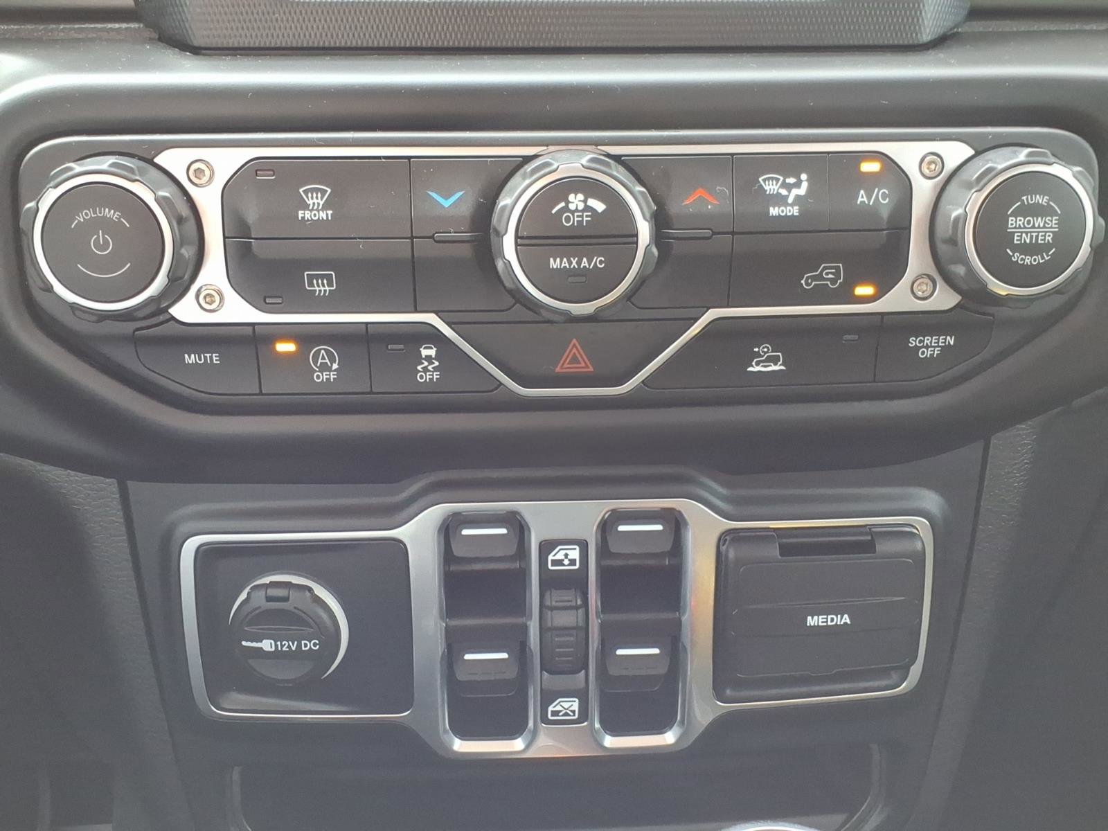 Used 2023 Jeep Wrangler Unlimited Sport AWD/4WD image 20