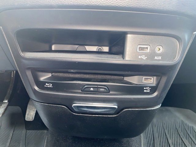 Used 2018 Chrysler Pacifica Touring-L Plus image 13