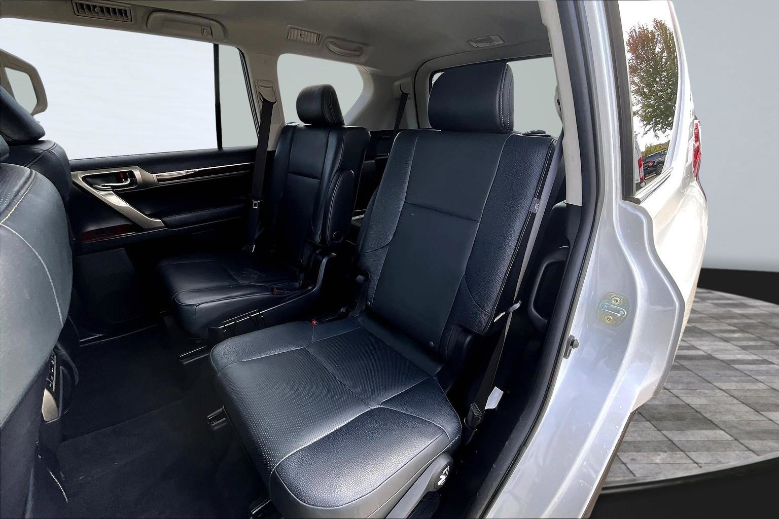 Used 2019 Lexus GX 460 Premium image 17