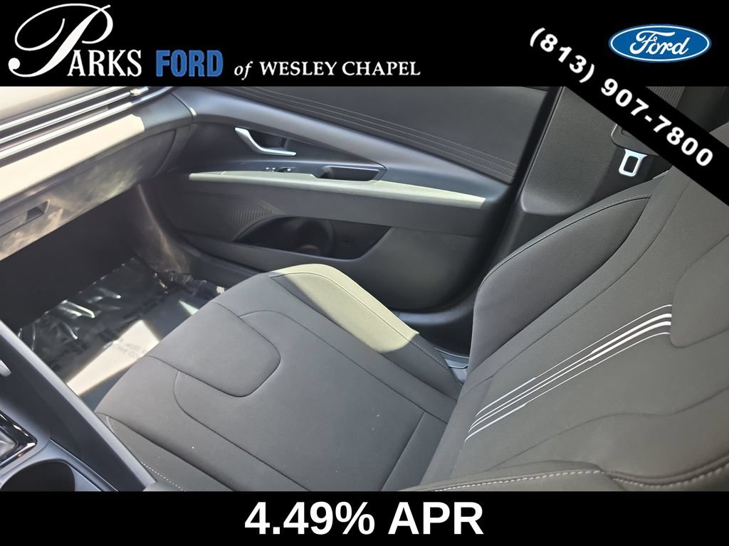 Used 2024 Hyundai Elantra SEL FWD image 14