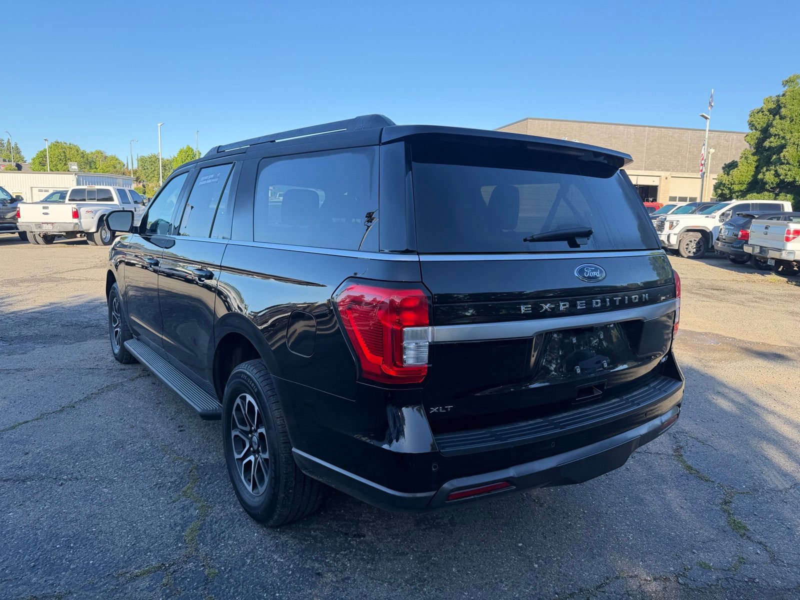 Certified 2024 Ford Expedition Max XLT AWD/4WD image 3