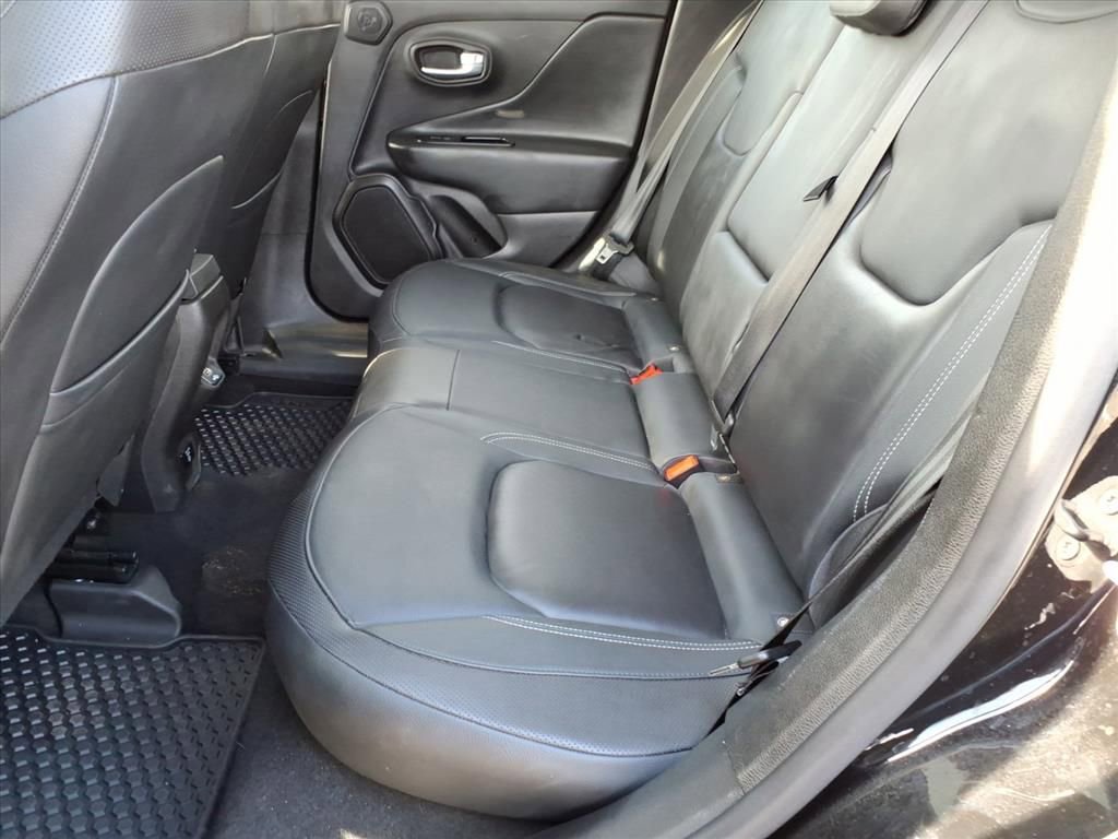 Used 2022 Jeep Renegade Limited w/ Sun, Sound & Wheels Group image 11