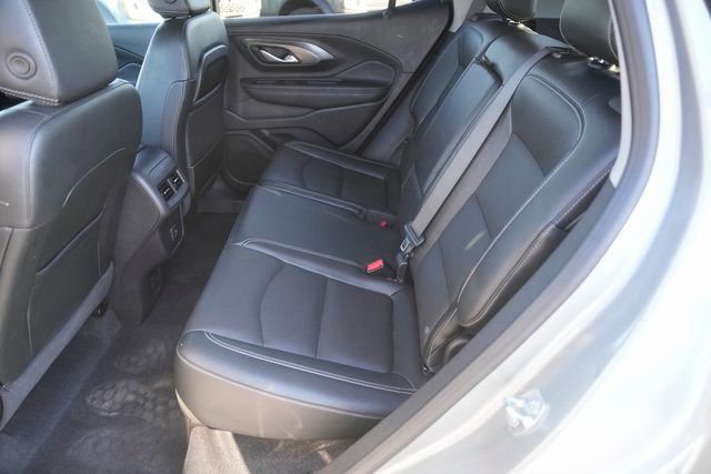 Used 2023 GMC Terrain SLT w/ Tech Package image 13