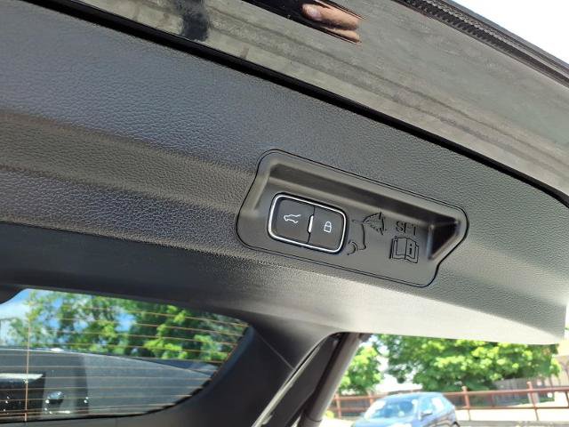 Certified 2023 Ford Explorer XLT AWD/4WD image 14