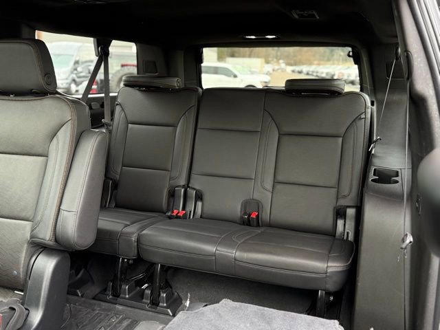 Used 2021 Chevrolet Suburban High Country image 38