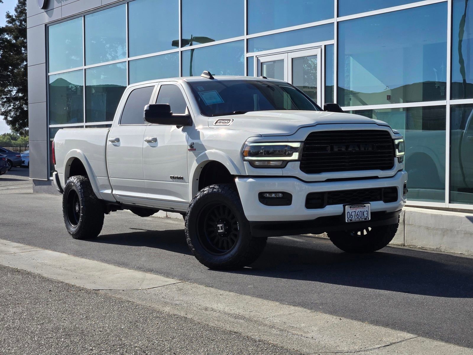 Used 2022 RAM 2500 Laramie w/ Night Edition AWD/4WD image 8