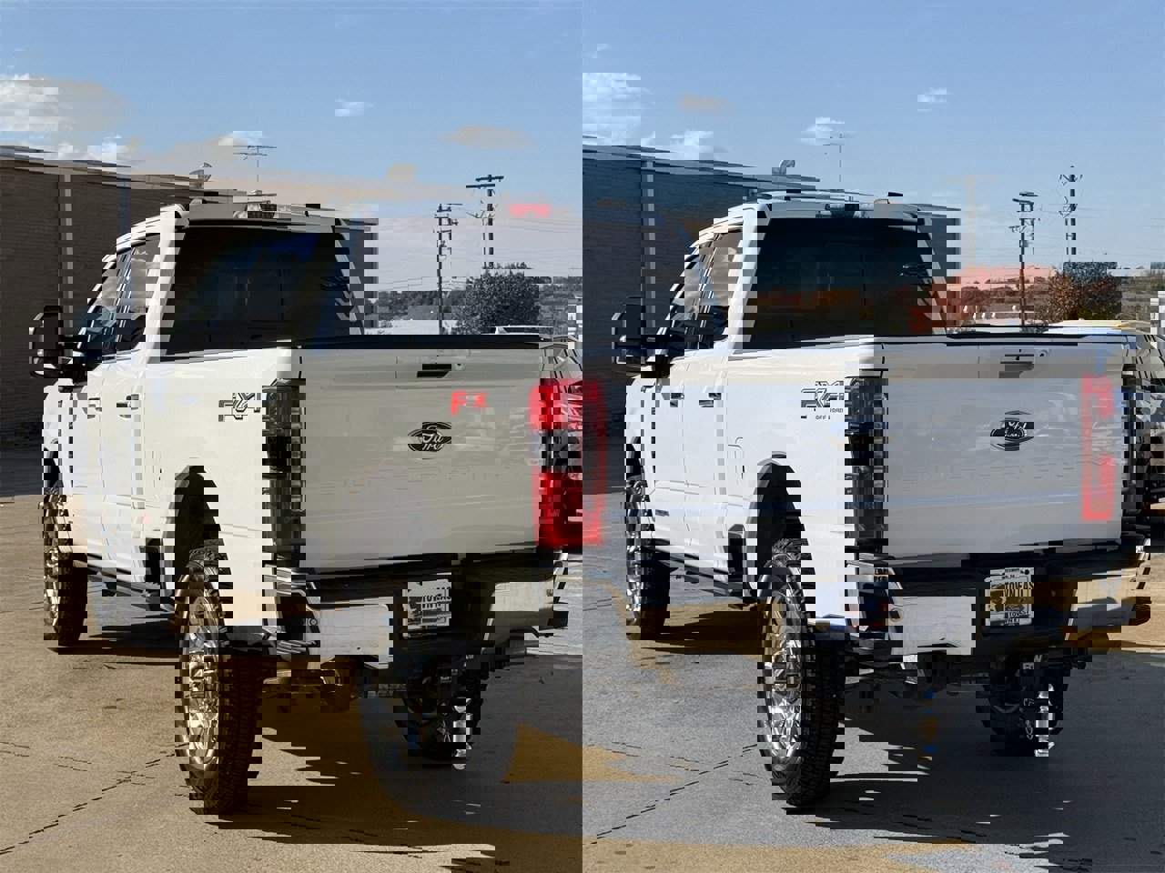 Certified 2023 Ford F350 Lariat w/ Lariat Ultimate Package image 5