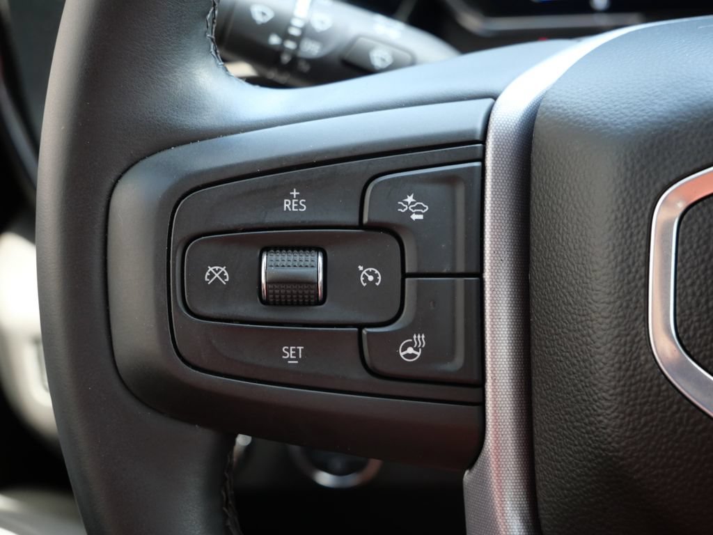 Used 2025 GMC Sierra 1500 SLT AWD/4WD image 30