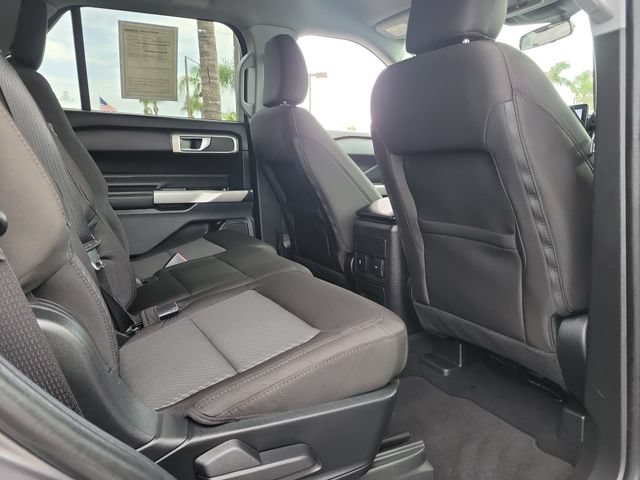 Certified 2023 Ford Explorer XLT RWD image 25