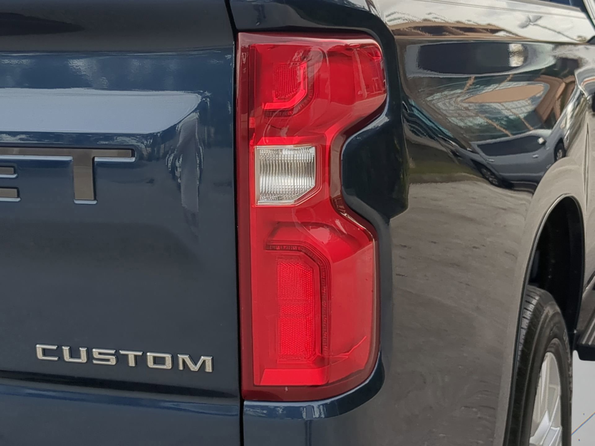 Used 2019 Chevrolet Silverado 1500 Custom w/ Custom Convenience Package image 37