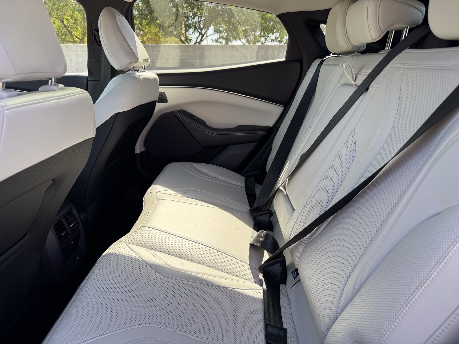 Certified 2023 Ford Mustang Mach-E Premium AWD/4WD image 17