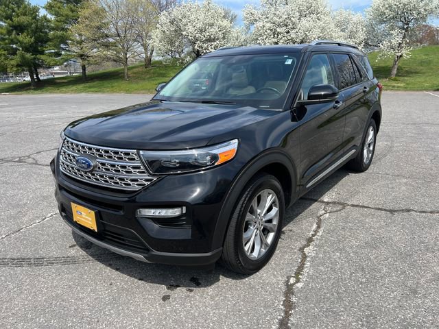 Certified 2023 Ford Explorer Limited w/ Equipment Group 301A AWD/4WD image 2