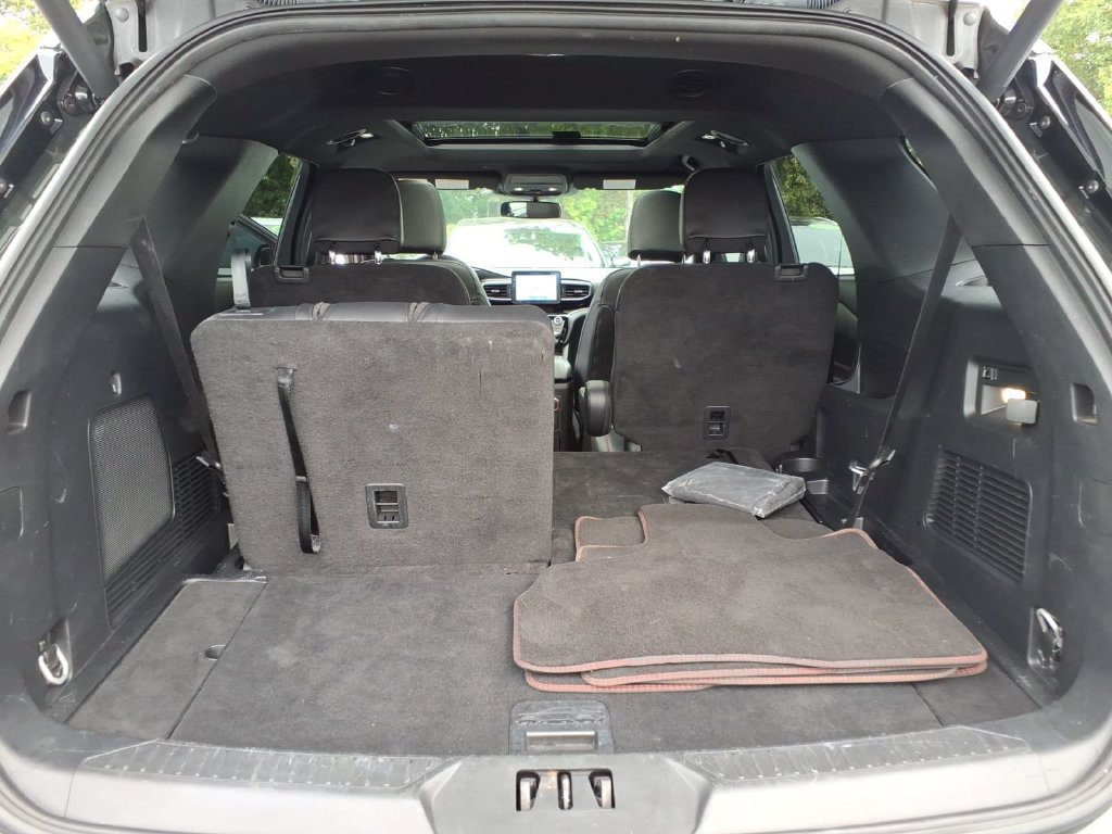 Certified 2023 Ford Explorer ST-Line w/ Class IV Trailer Tow Package AWD/4WD image 30