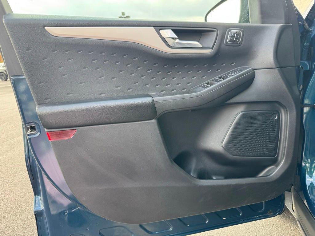 Certified 2020 Ford Escape SEL image 22