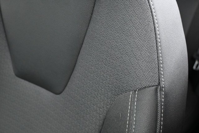 Used 2025 Buick Encore GX Preferred FWD image 13