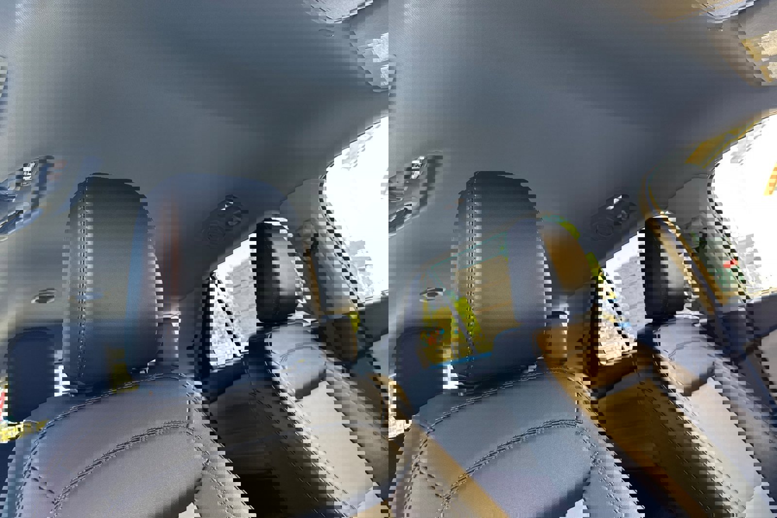 Certified 2022 Ford Explorer XLT w/ Equipment Group 202A image 18