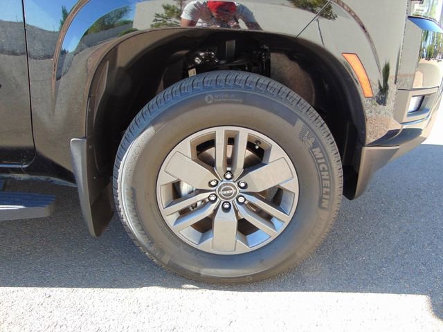 Used 2025 Nissan Frontier SV w/ SV Convenience Package AWD/4WD image 27