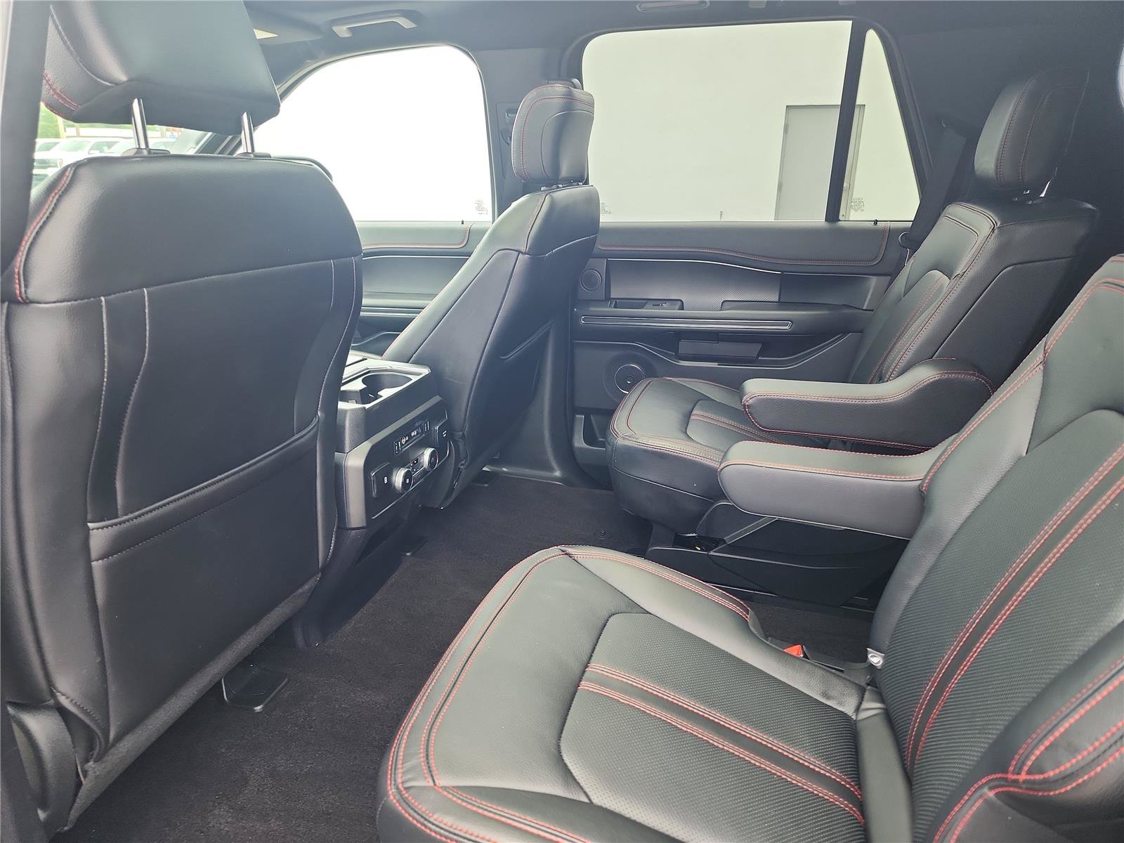 Certified 2019 Ford Expedition Limited w/ Equipment Group 303A RWD image 17
