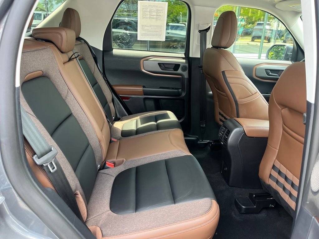 Certified 2025 Ford Bronco Sport Outer Banks w/ Outer Banks Tech Package+ AWD/4WD image 19