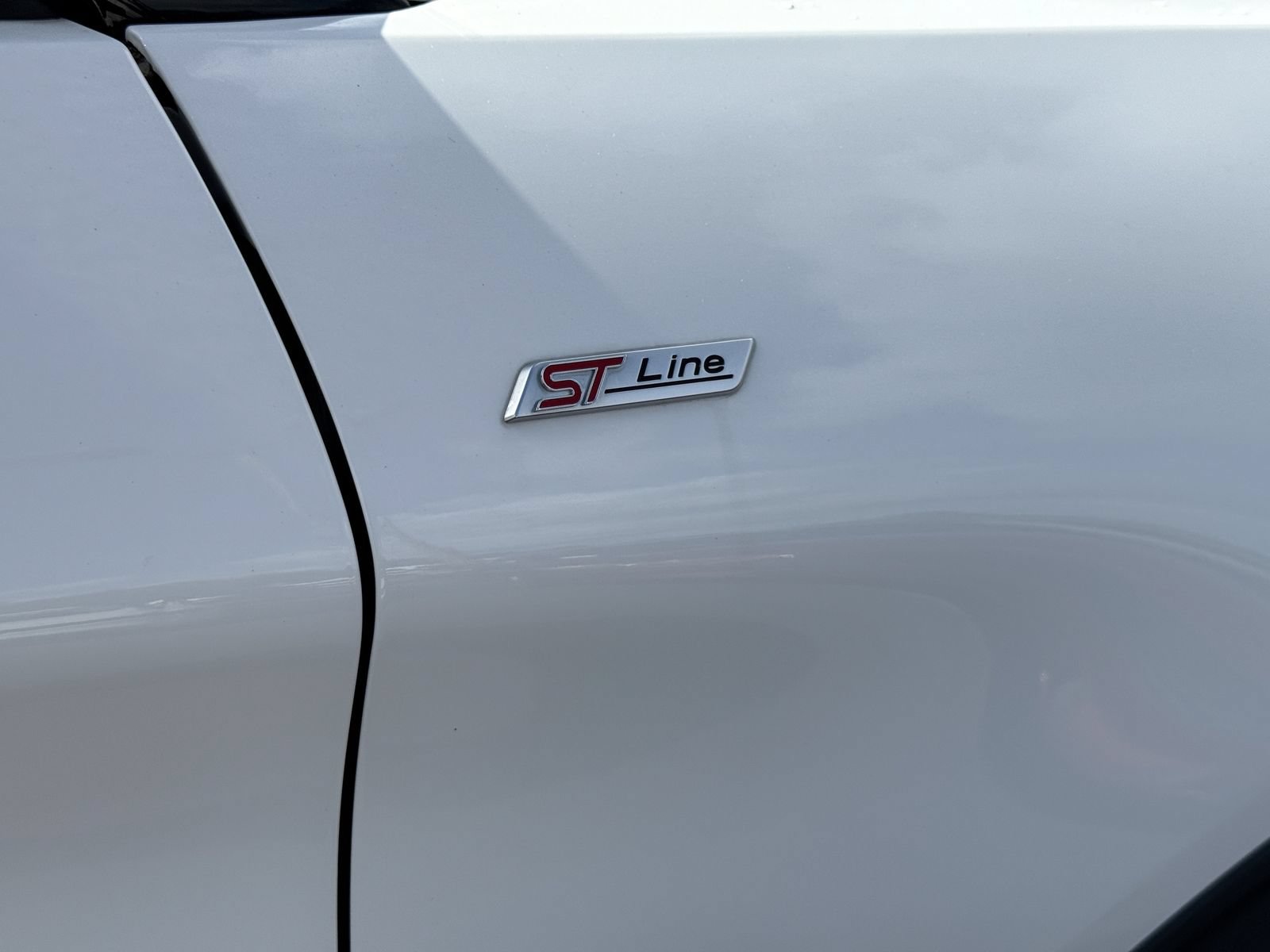 Certified 2022 Ford Explorer ST-Line w/ Class IV Trailer Tow Package RWD image 14