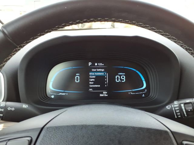 Used 2023 Hyundai Venue SEL image 21