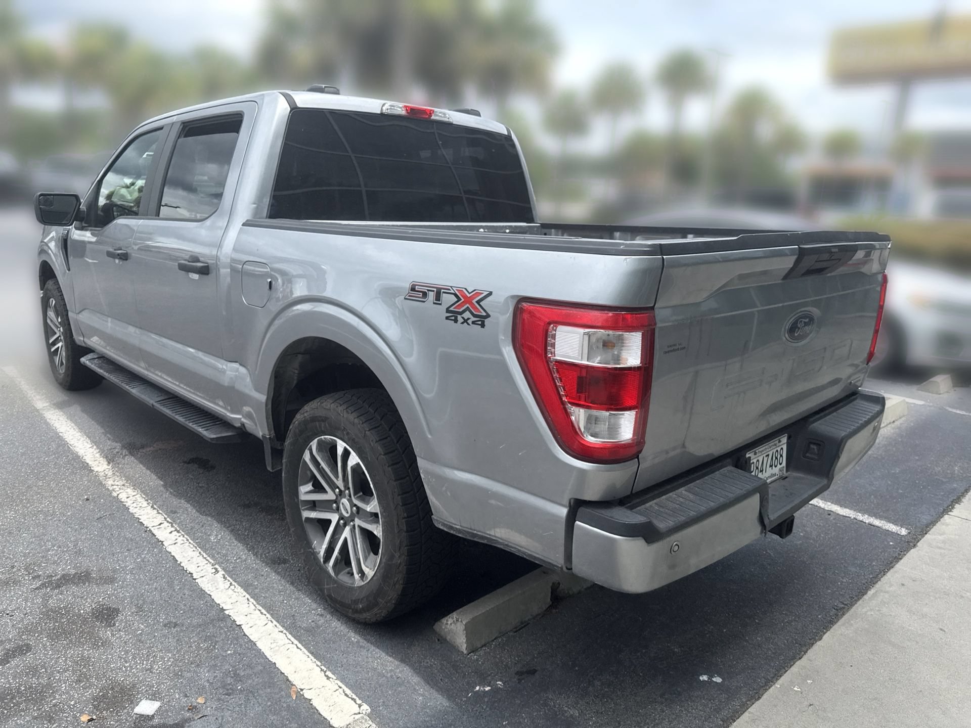 Certified 2022 Ford F150 XL w/ STX Appearance Package AWD/4WD image 7