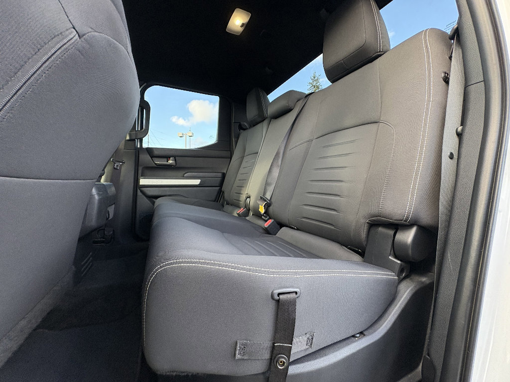 Used 2024 Toyota Tacoma TRD Off-Road AWD/4WD image 37