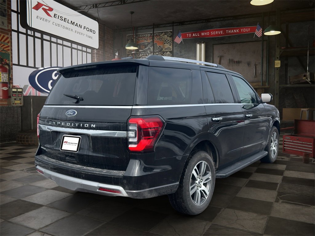 Certified 2024 Ford Expedition Limited image 32