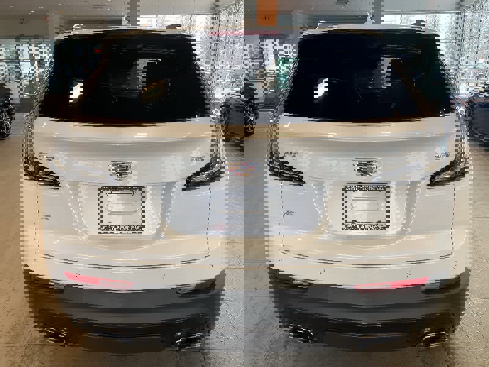 Used 2023 Cadillac XT4 Sport image 4