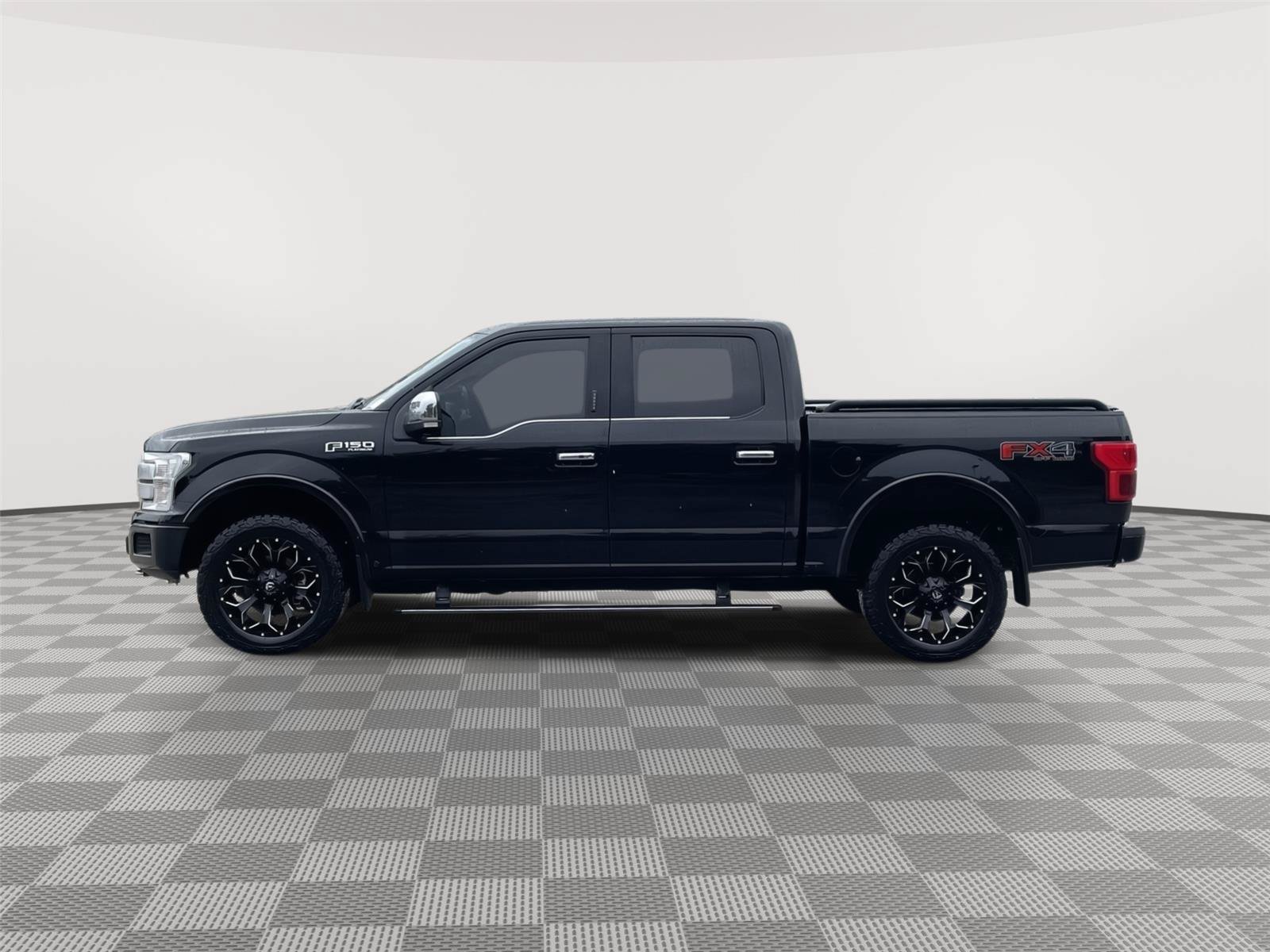 Certified 2020 Ford F150 Platinum w/ Equipment Group 701A Luxury AWD/4WD image 2