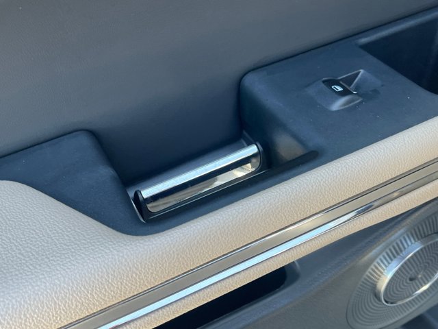 Certified 2024 Ford Expedition Max Limited image 27