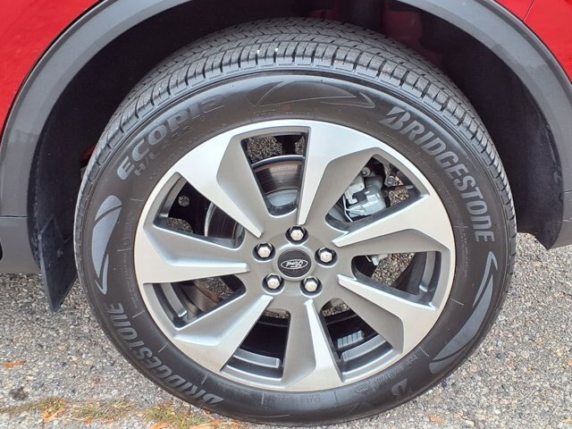 Certified 2023 Ford Escape Platinum AWD/4WD image 29