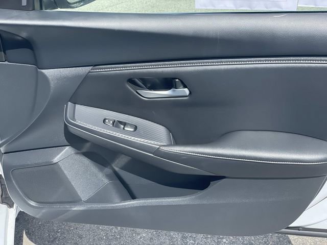 Used 2025 Nissan Sentra SV w/ All-Weather Package FWD image 33