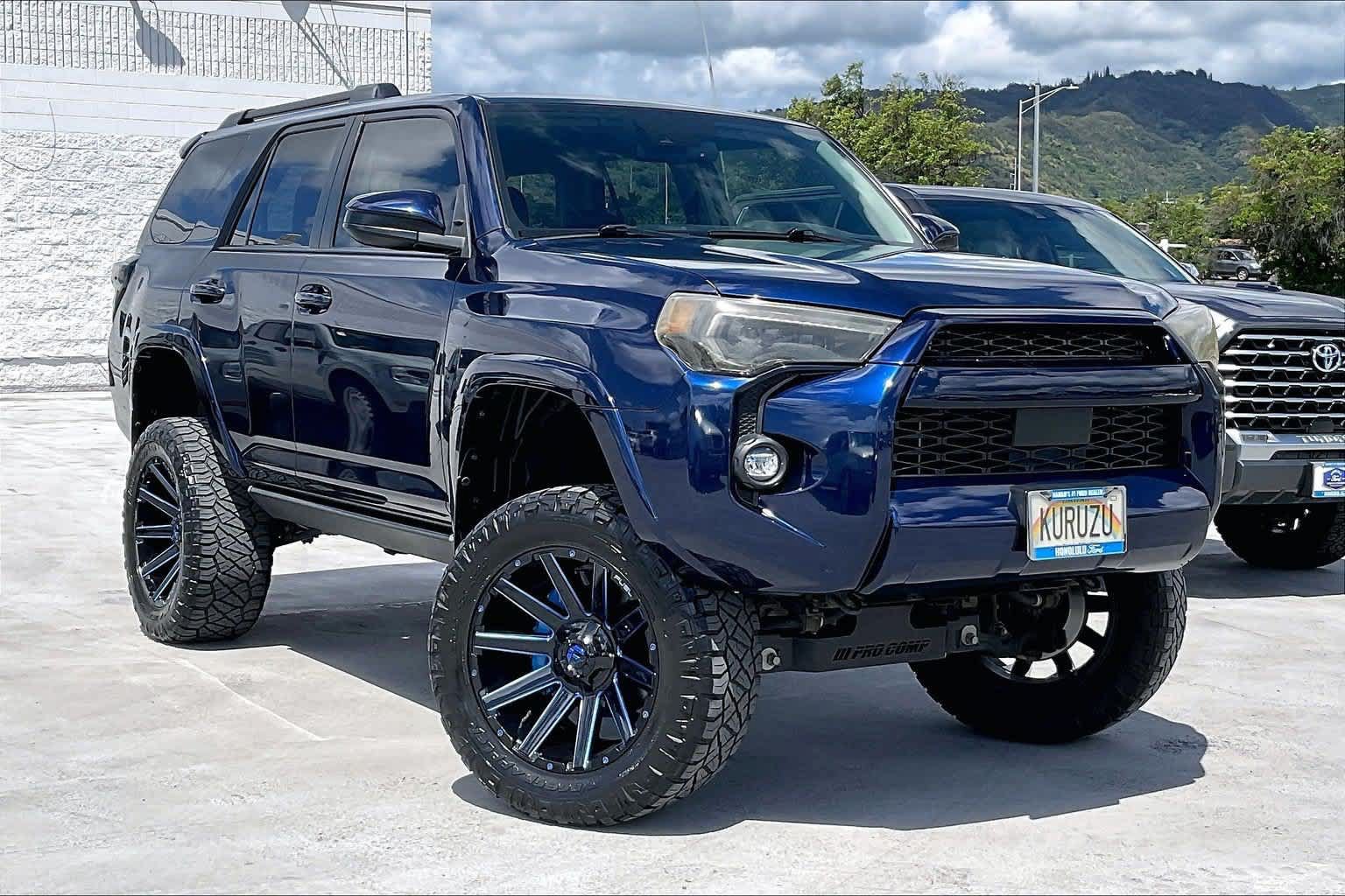 Used 2021 Toyota 4Runner SR5 AWD/4WD image 21