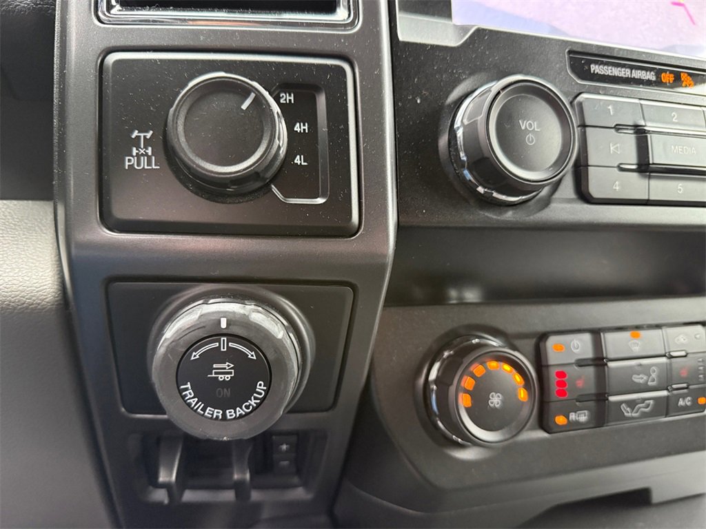 Certified 2019 Ford F150 XLT w/ Equipment Group 302A Luxury image 19