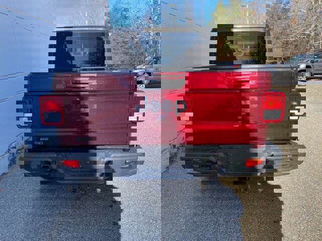 Used 2021 Jeep Gladiator Sport image 4