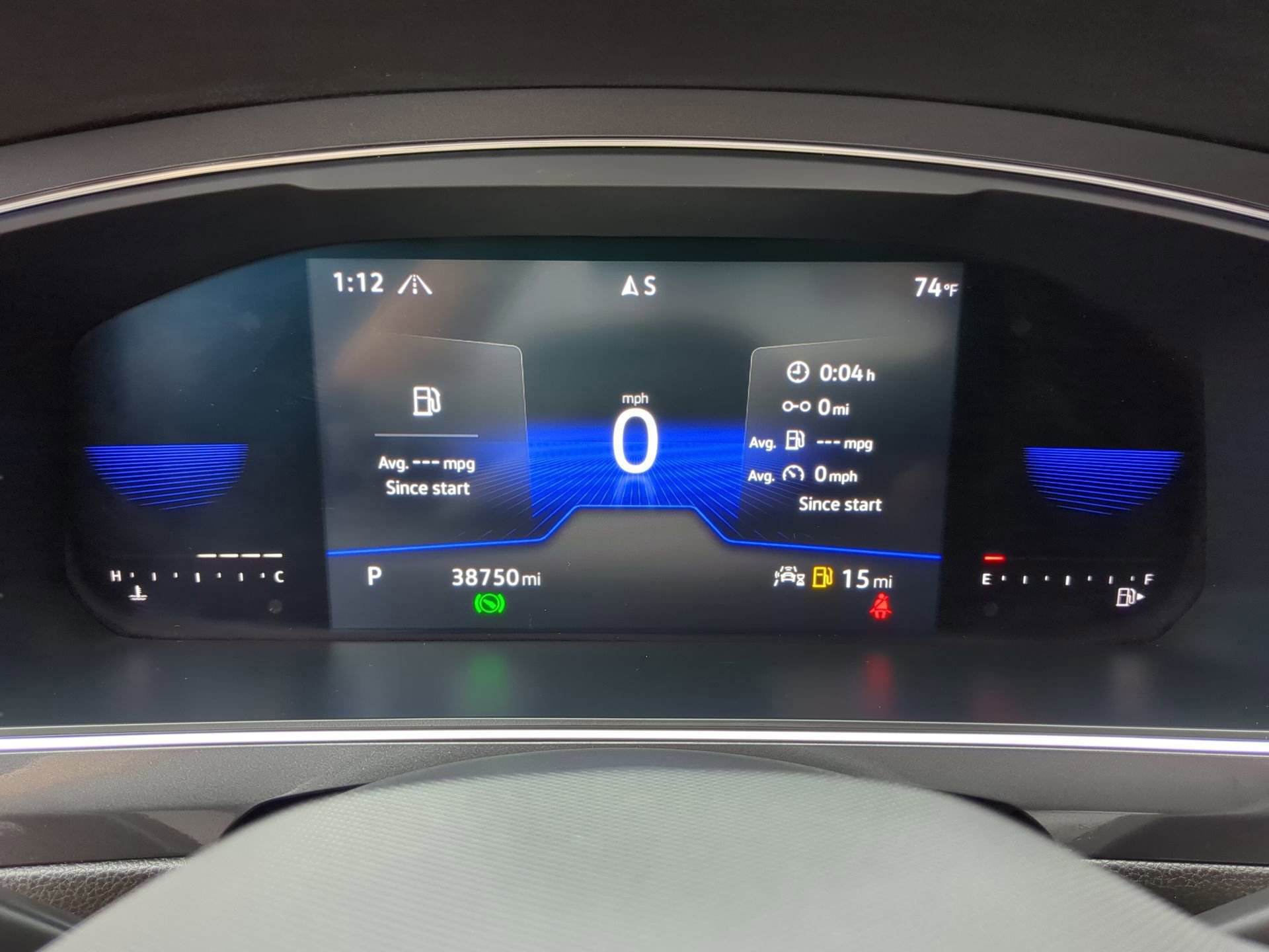 Used 2022 Volkswagen Tiguan SE R-Line image 54