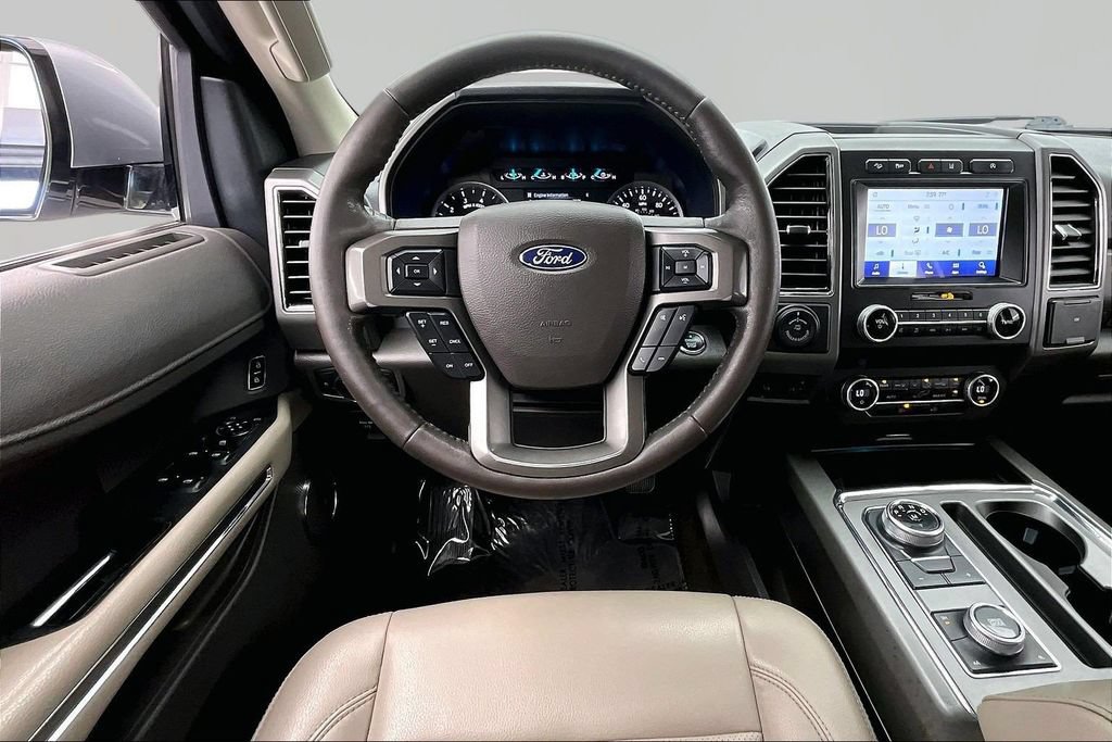 Certified 2020 Ford Expedition XLT w/ FX4 Off-Road Package AWD/4WD image 5