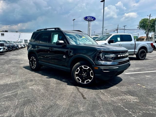 Certified 2023 Ford Bronco Sport Outer Banks w/ Tech Package AWD/4WD image 1