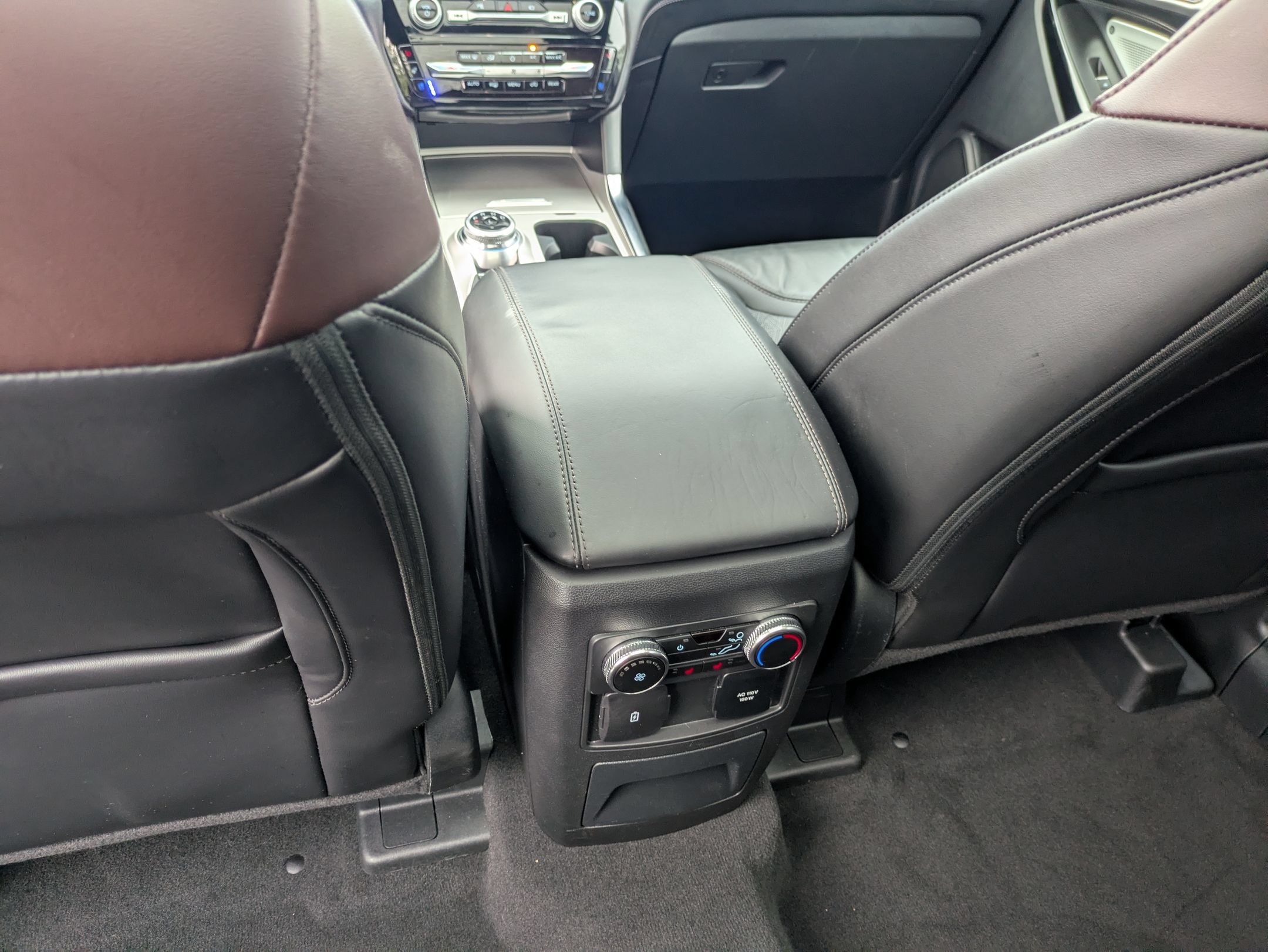 Certified 2023 Ford Explorer Platinum w/ Technology Package AWD/4WD image 32