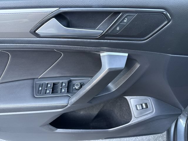 Used 2024 Volkswagen Tiguan SE R-Line FWD image 13