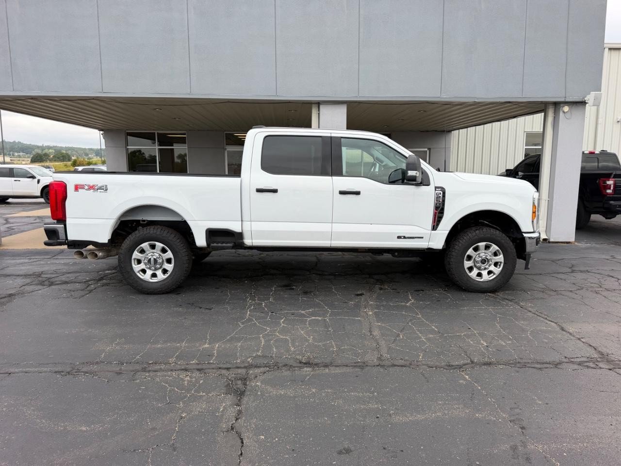 Certified 2024 Ford F250 XLT w/ FX4 Off-Road Package AWD/4WD image 2
