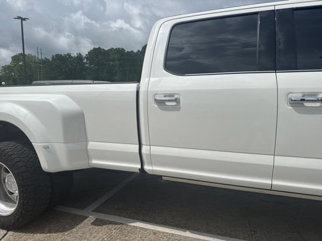 Certified 2022 Ford F450 Platinum AWD/4WD image 24