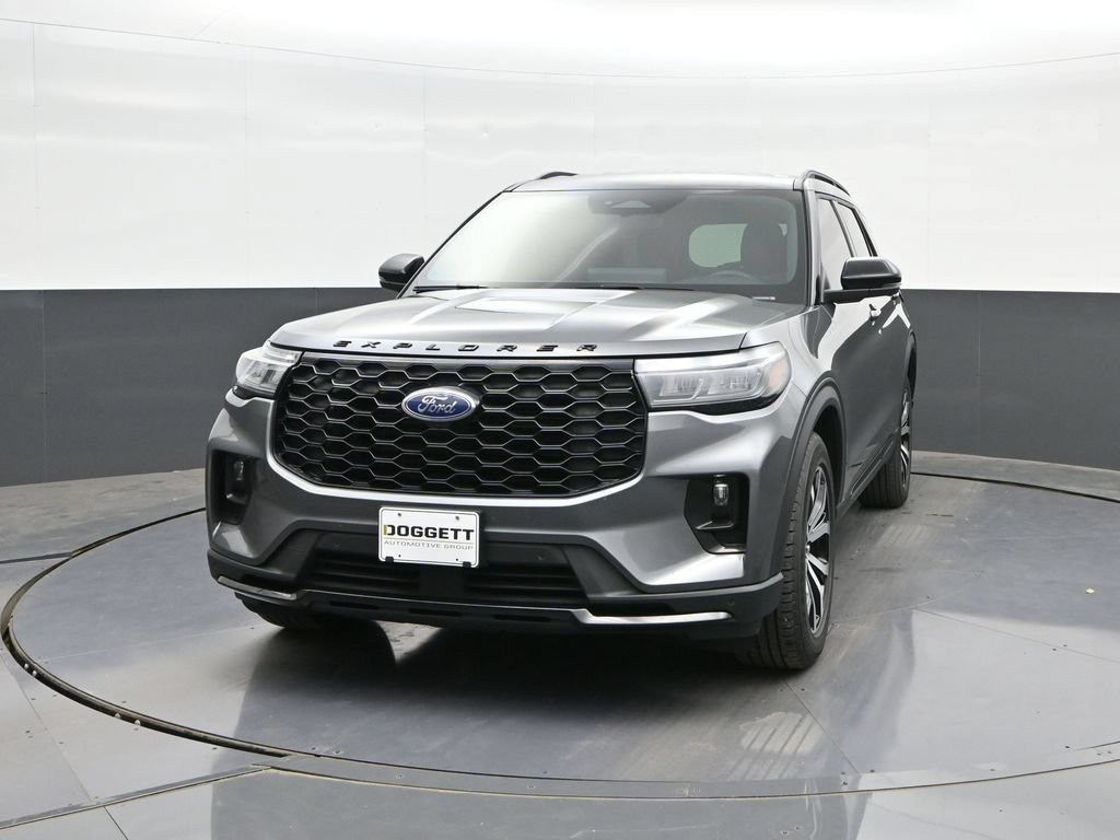Certified 2025 Ford Explorer ST-Line AWD/4WD image 26