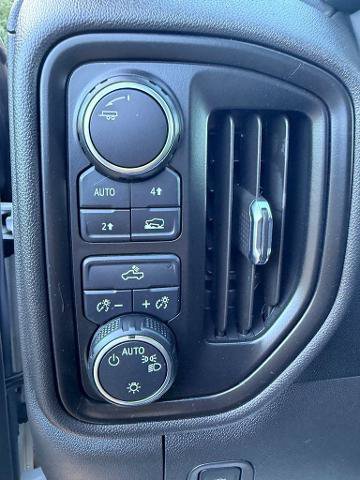 Used 2024 Chevrolet Silverado 1500 Custom AWD/4WD image 17