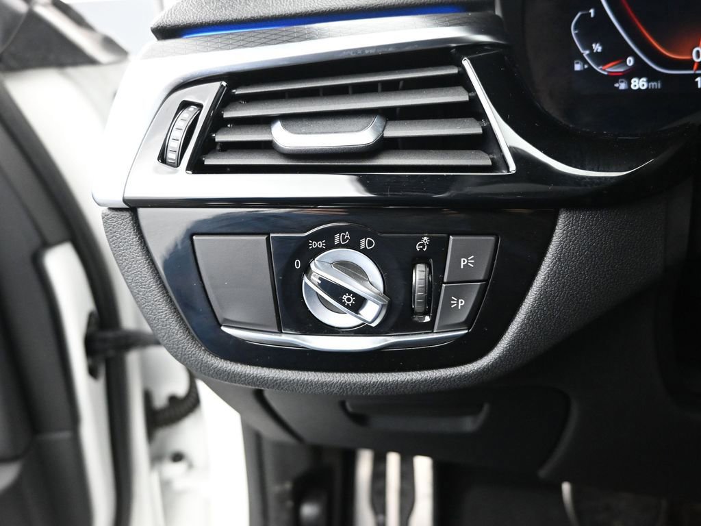 Used 2022 BMW 540i 540i w/ Executive Package image 40